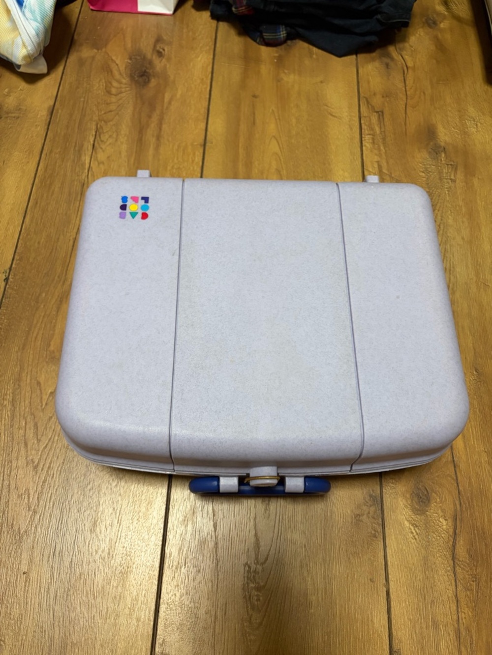 Vintage Caboodles Light Purple Travel Makeup Case with Blue Handle Accents